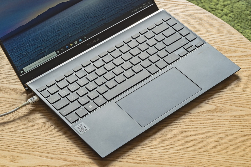Маленький и мощный ноутбук – такое возможно? Попробовал ASUS ZenBook 13 UX325JA