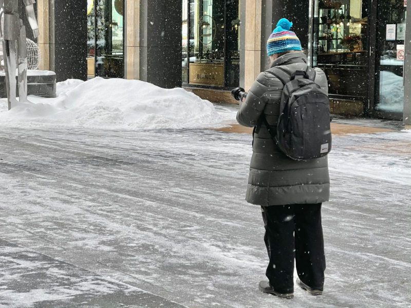 В Москве наконец-то сугробы! Посмотрим, как камеры iPhone 12 Pro Max вытянули снег, мороз и солнце…