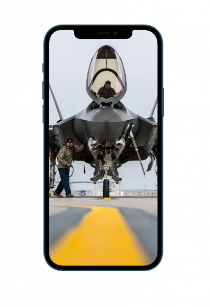 10 военных обоев iPhone. Танки, самолёты и корабли