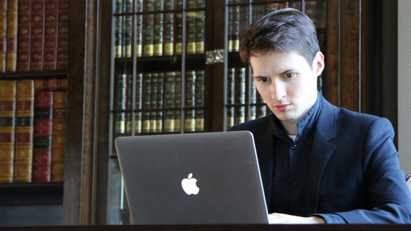 
            Apple делает вас заложниками своей системы: Павел Дуров раскритиковал iPhone
    