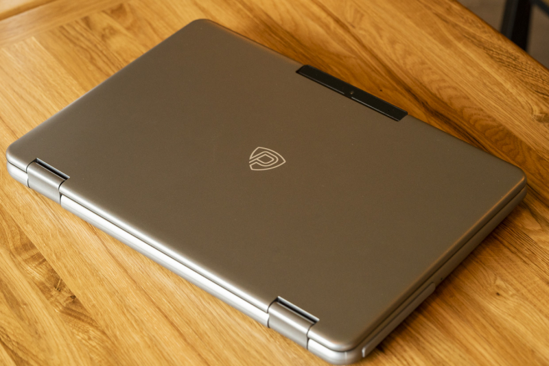 Не боится воды, ещё и быстрый SSD! Обзор ноутбука-трансформера Prestigio Ecliptica 116 C3