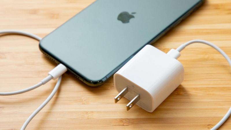 
            Apple оштрафовали почти на $2 млн за отсутствие зарядки в комплекте iPhone 12
    
