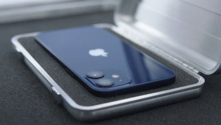 
            Apple представила iPhone 12 Mini за 699 долларов
    