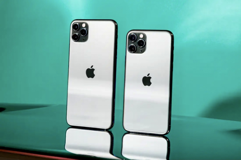 iPhone 12 продаётся в России в три раза хуже, чем iPhone 11