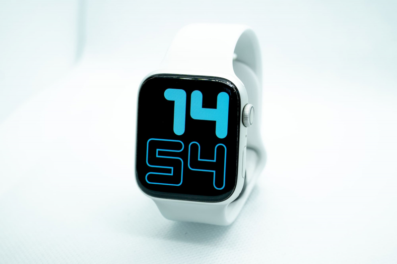 Пора забыть про Apple Watch Series 3. Они совсем устарели