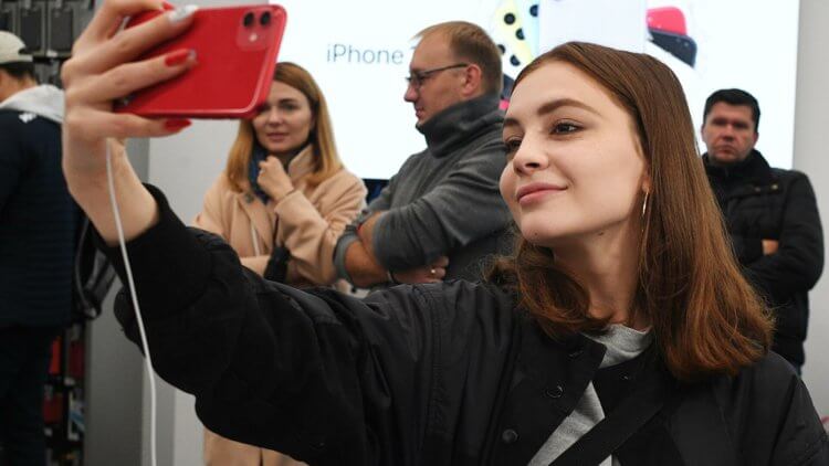 В России начались официальные продажи iPhone 12 и iPhone 12 Pro 